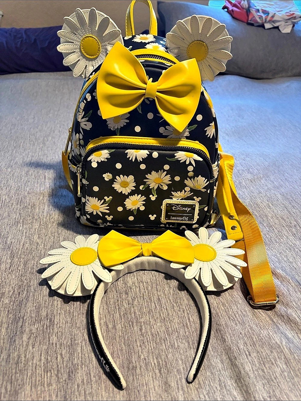 Disney Daisy Floral Mini Backpack in Black & Yellow Like New